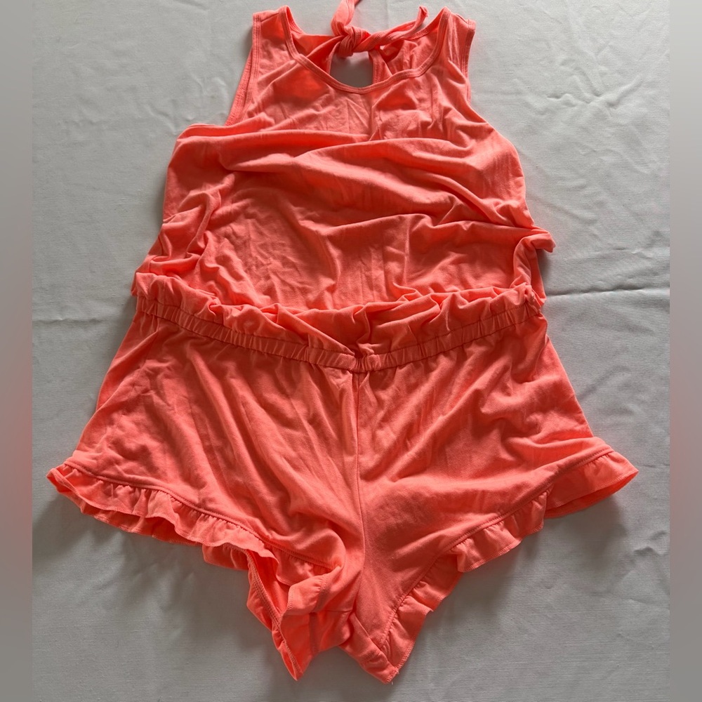 Preowned Victoria’s Secret Women’s Cotton Blend Coral Pink Ruffle Romper Sz M